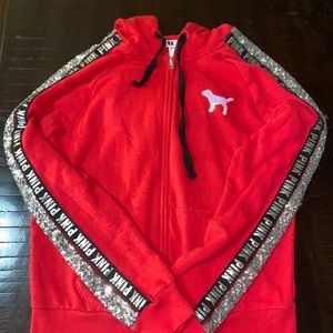 Size small in joggers jacket is a medium all over sized like new conditionBLING